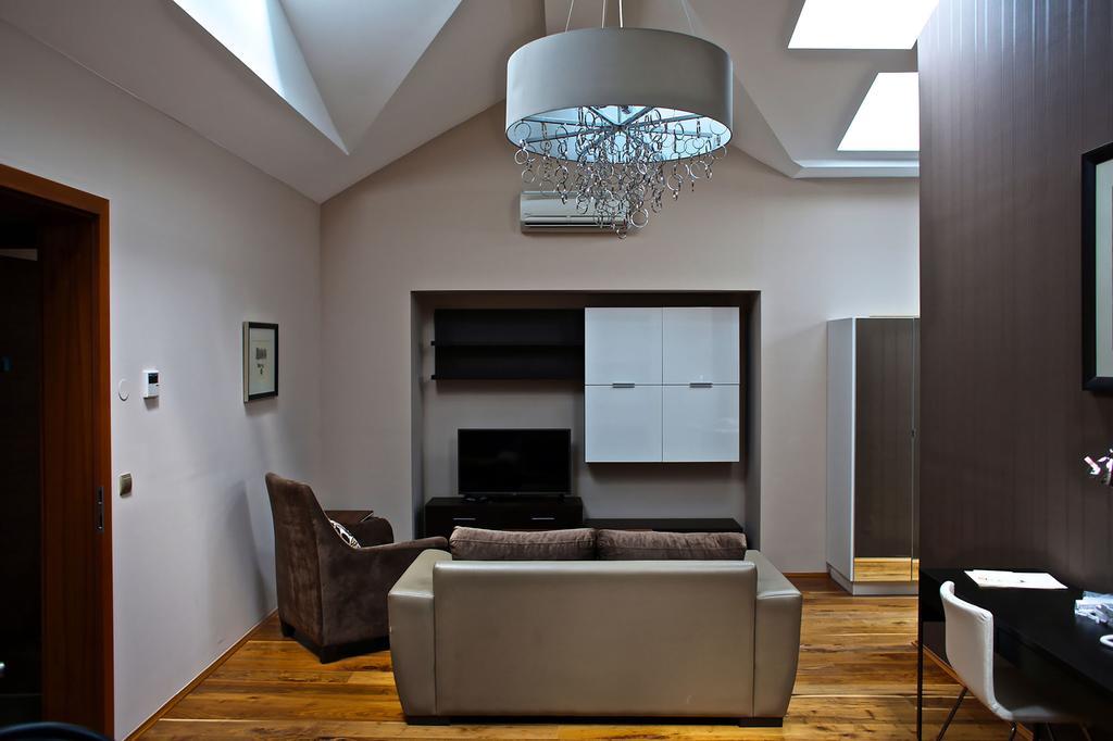 Vienna Suites Bagian luar foto