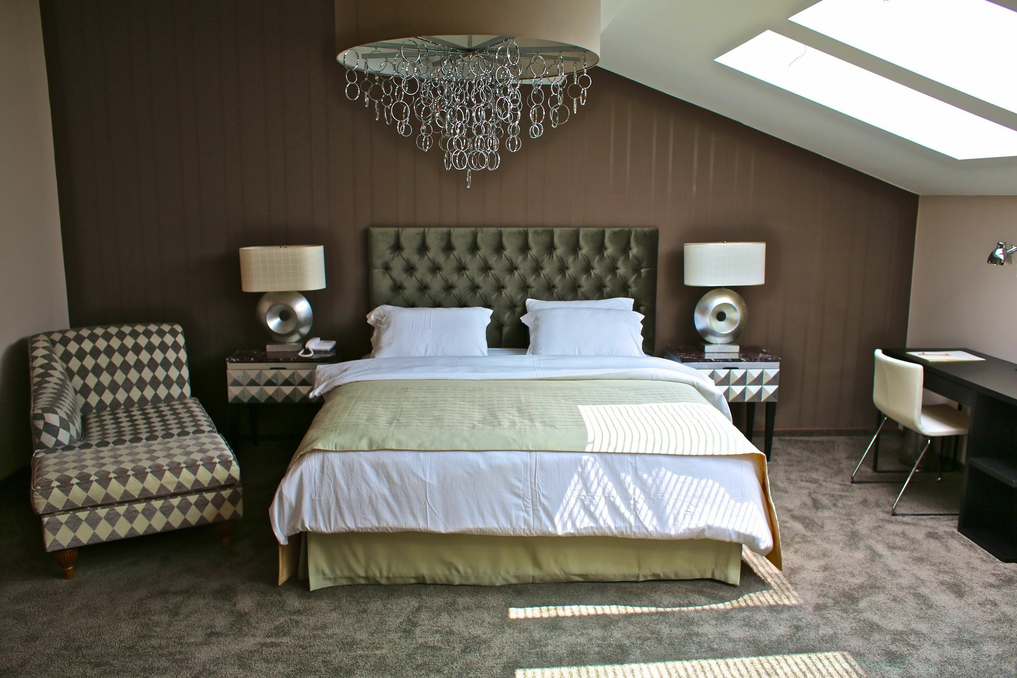 Vienna Suites Bagian luar foto